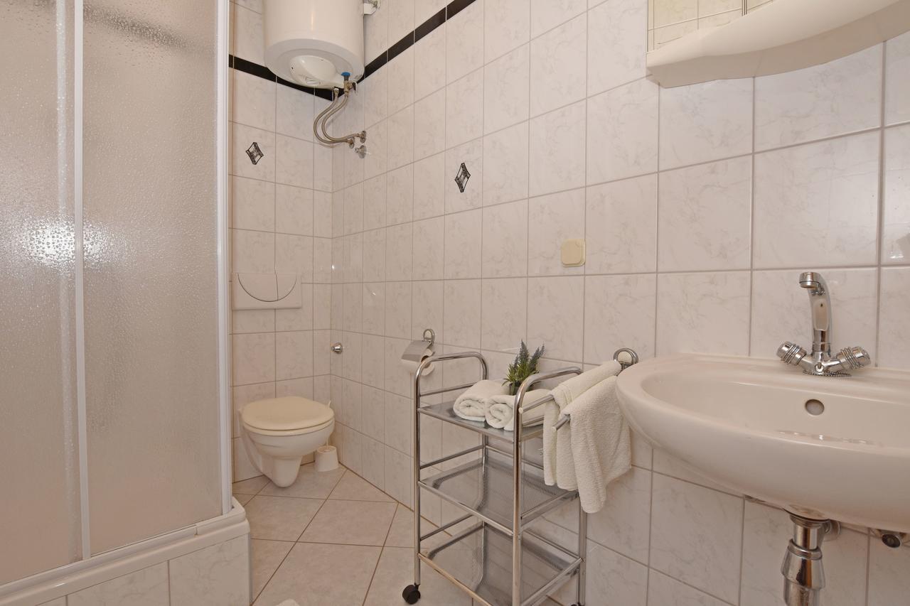 Apartment Angelina เบรลา ภายนอก รูปภาพ