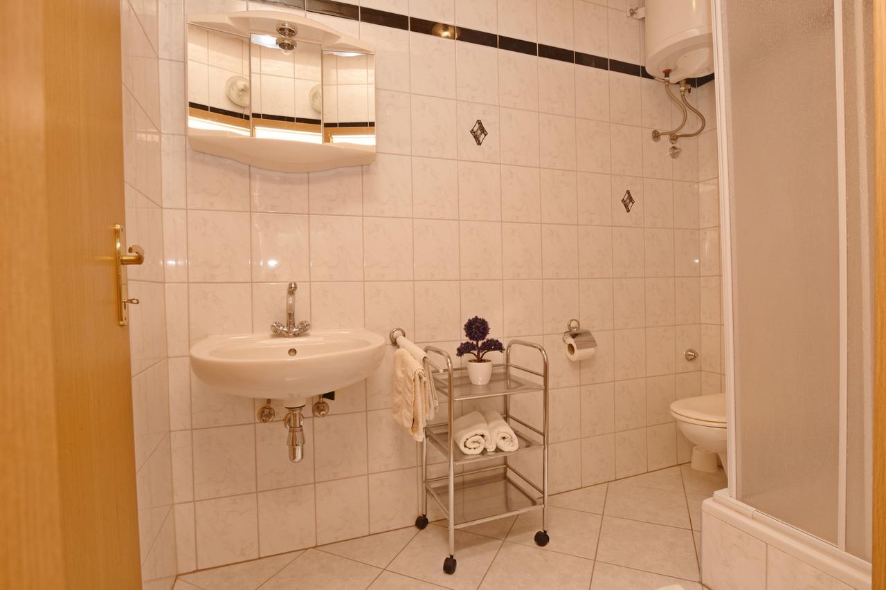 Apartment Angelina เบรลา ภายนอก รูปภาพ